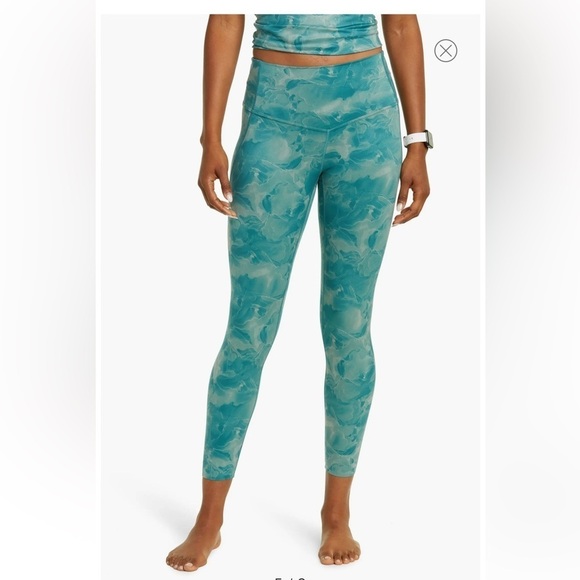 NWT ZELLA HIGH WAIST 7/8 LEGGINGS IN GREEN LILYPAD - Picture 1 of 9